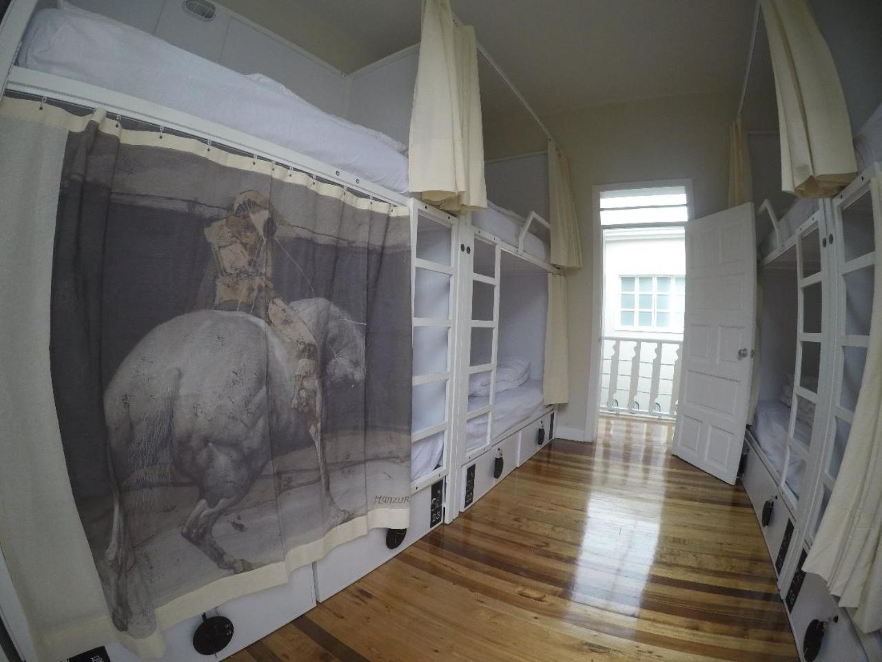 Nomad Hostel Medellín Zewnętrze zdjęcie