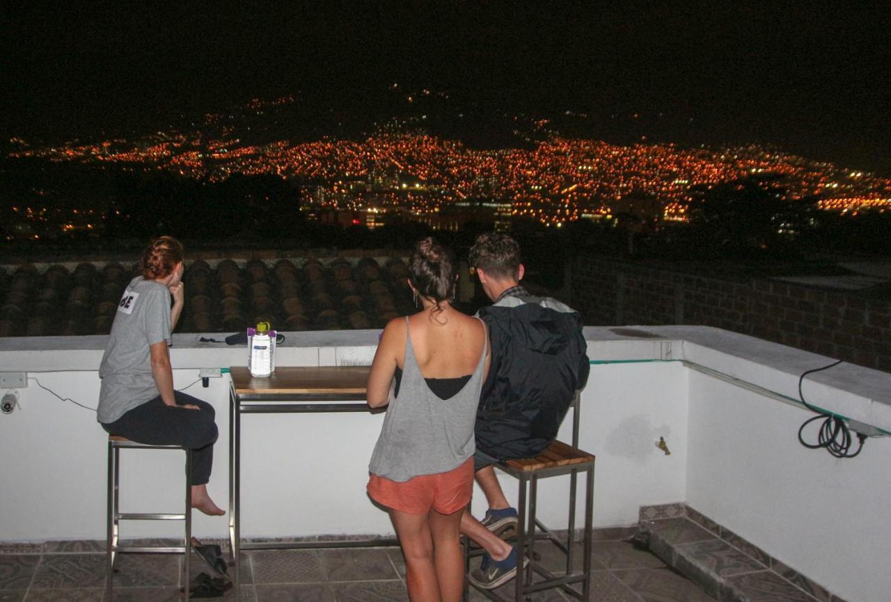 Nomad Hostel Medellín Zewnętrze zdjęcie